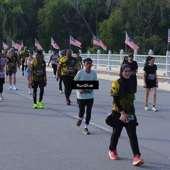 Runner Photo 7127621