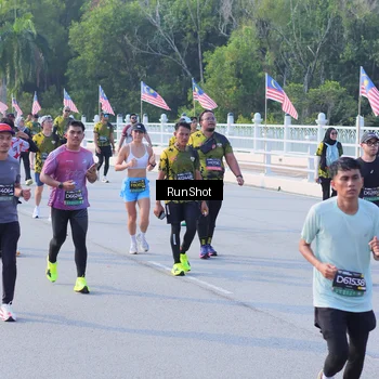 Runner Photo 7127641