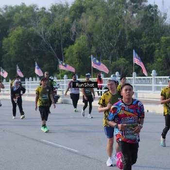 Runner Photo 7127646