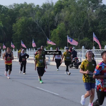 Runner Photo 7127648