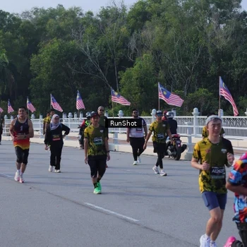 Runner Photo 7127650