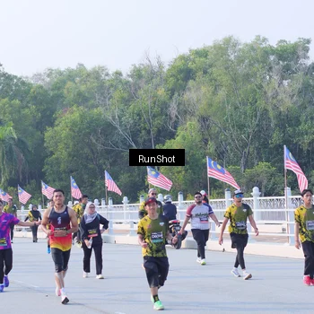 Runner Photo 7127655
