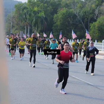 Runner Photo 7127684