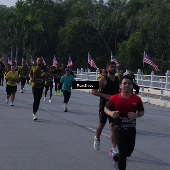 Runner Photo 7127692