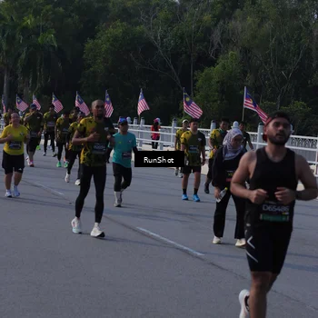 Runner Photo 7127695