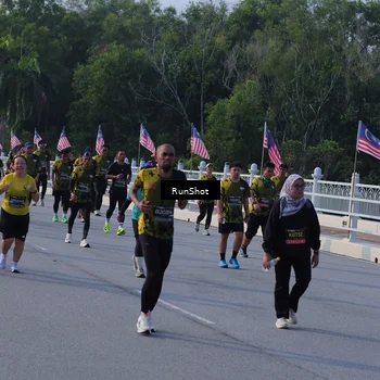 Runner Photo 7127701