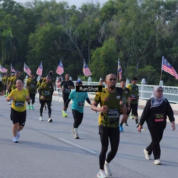 Runner Photo 7127706