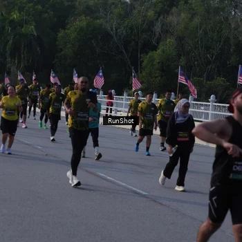 Runner Photo 7127713