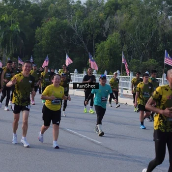Runner Photo 7127716