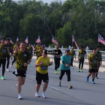 Runner Photo 7127719