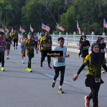 Runner Photo 7127735