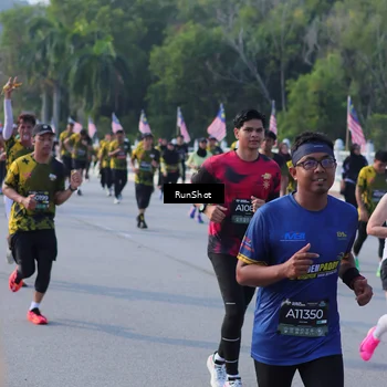 Runner Photo 7127777