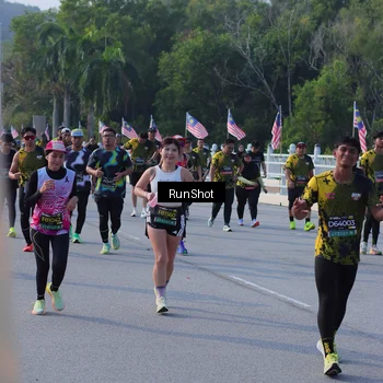 Runner Photo 7127813