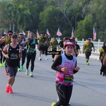 Runner Photo 7127821