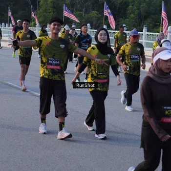 Runner Photo 7127824