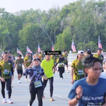 Runner Photo 7127849