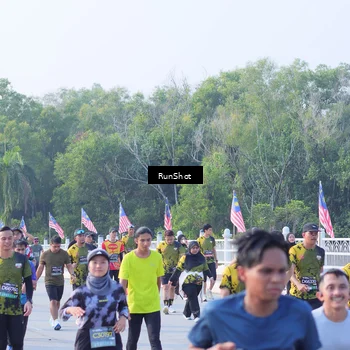 Runner Photo 7127851