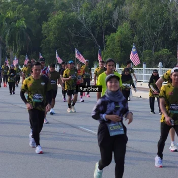 Runner Photo 7127860