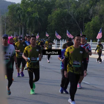 Runner Photo 7127869