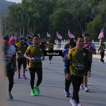 Runner Photo 7127874
