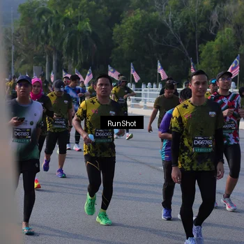 Runner Photo 7127875