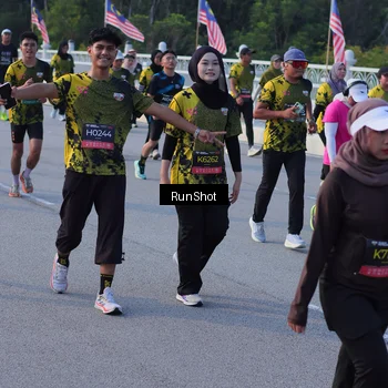 Runner Photo 7127891