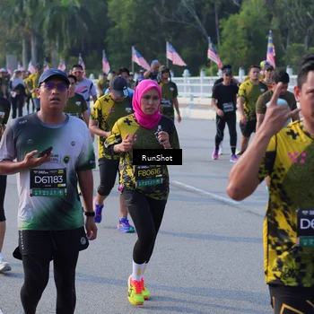 Runner Photo 7127893