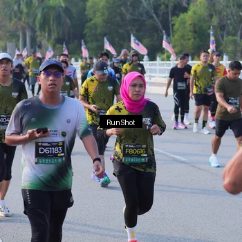 Runner Photo 7127898
