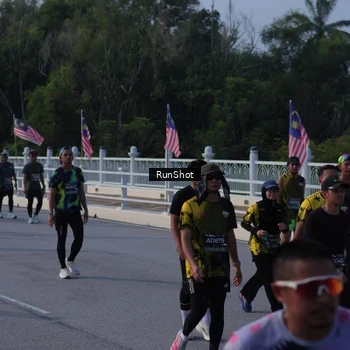 Runner Photo 7127936
