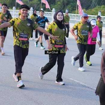 Runner Photo 7127937
