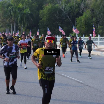 Runner Photo 7127948