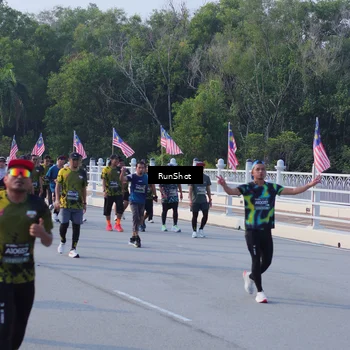 Runner Photo 7127951