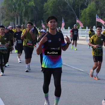 Runner Photo 7128003