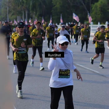 Runner Photo 7128005