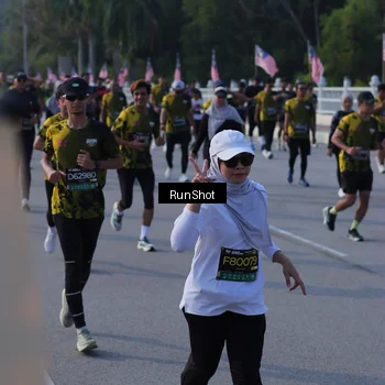 Runner Photo 7128008