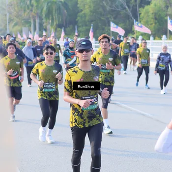 Runner Photo 7128019