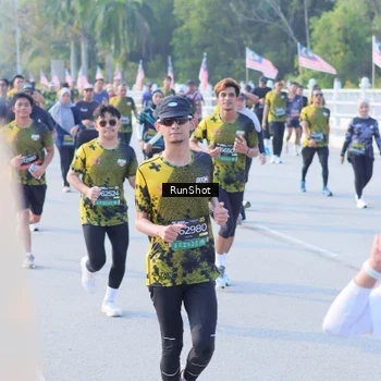 Runner Photo 7128020