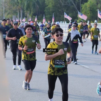 Runner Photo 7128023