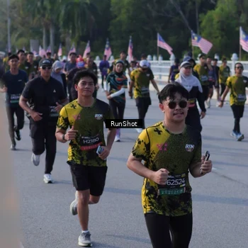 Runner Photo 7128024