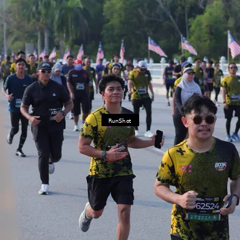 Runner Photo 7128040