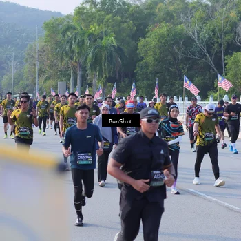Runner Photo 7128043