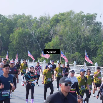 Runner Photo 7128052