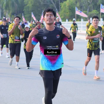 Runner Photo 7128053