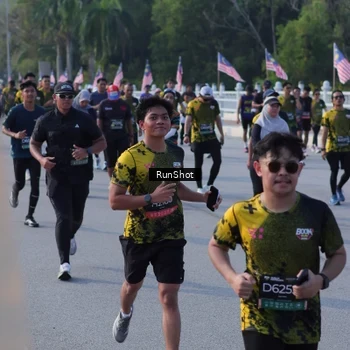Runner Photo 7128061