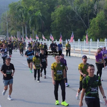 Runner Photo 7128067