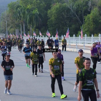 Runner Photo 7128071