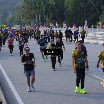 Runner Photo 7128072