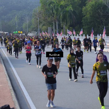 Runner Photo 7128075