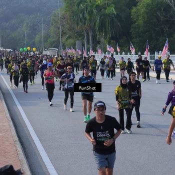 Runner Photo 7128083