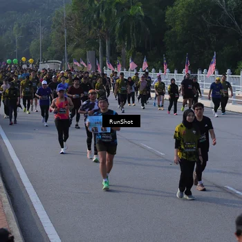 Runner Photo 7128099